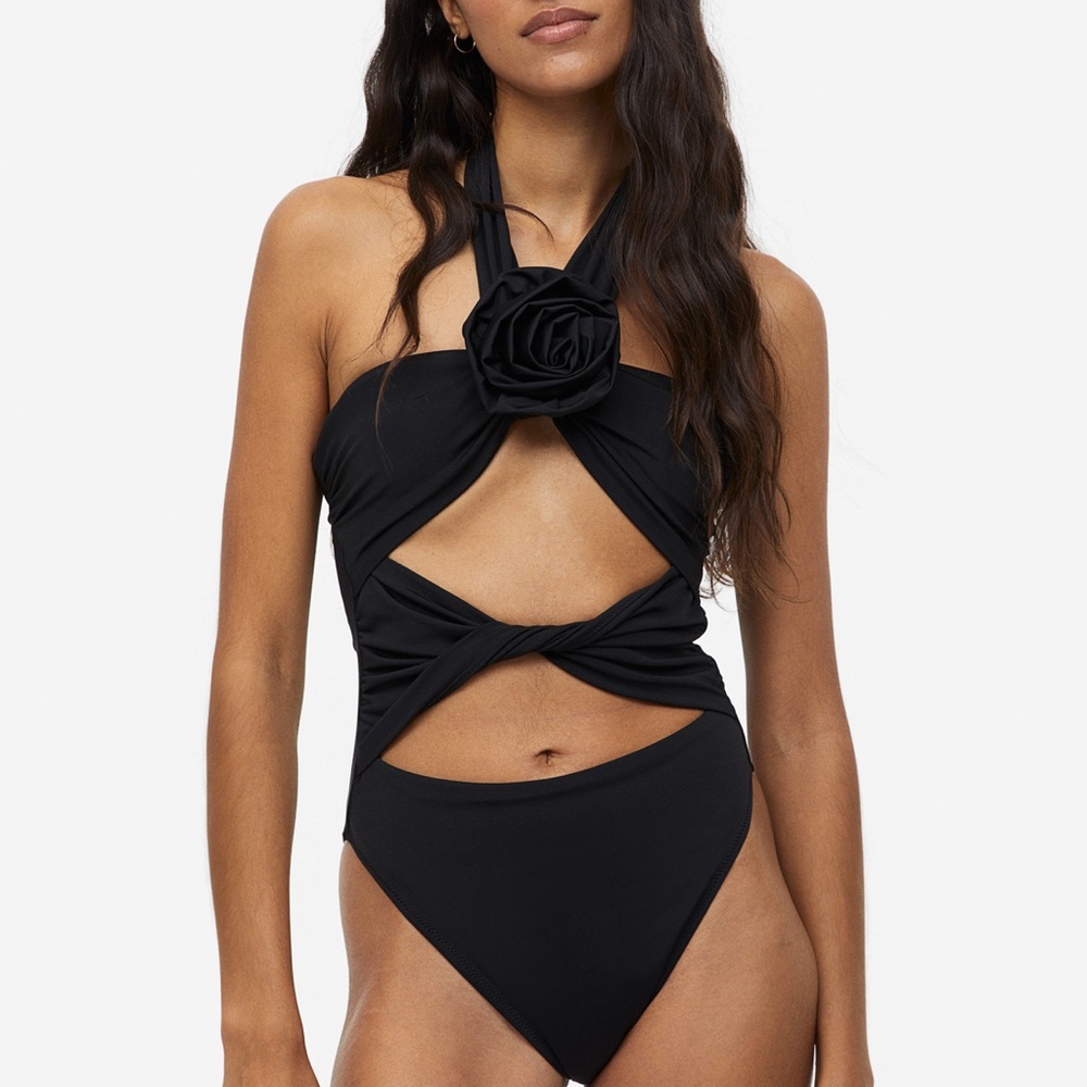 HM High Leg Cut Out Swimsuit With Rosette Detail